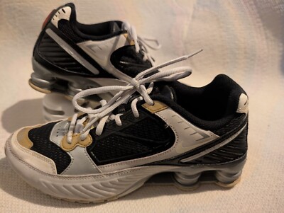 Nike Shox Enigma 9000 Damen-Turnschuhe weiß Größe UK 7 Y2K