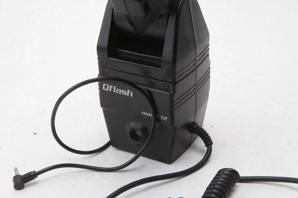Quantum Instruments Qflash T2 Handle Mount Flash Strobe - R41 - Image 2 of 4