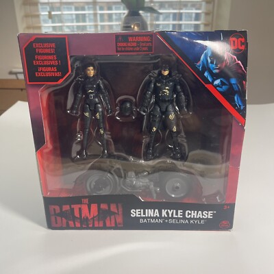 The Batman + Selina Kyle Chase 4'' Action Figure Batcycle 2022 DC MIB Spin Master
