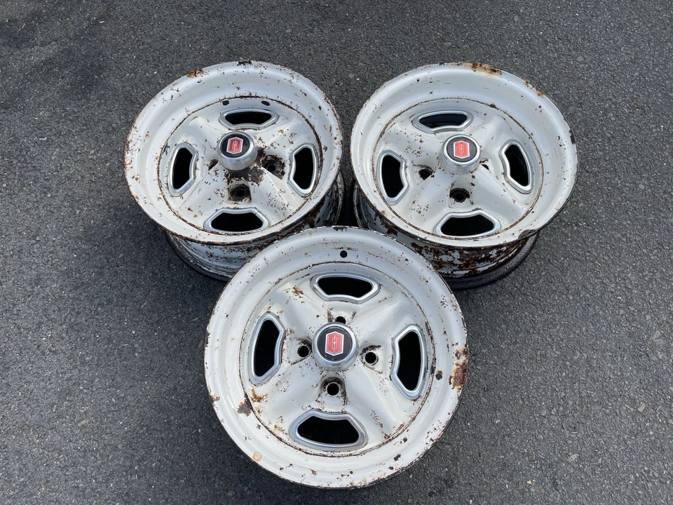 3 罕见 OLDSMOBILE 13x6 CUTLASS 拉力赛车轮带帽-925- BARN FIND — 第 2/4 张图片