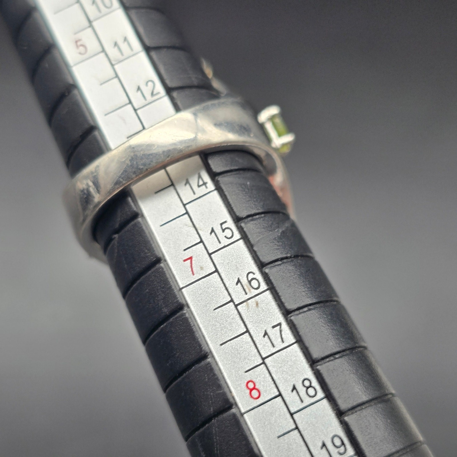 Sterling Silver Peridot Ring Statement Size 6 Gre… - image 6