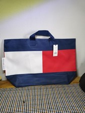 Tommy Hilfiger Women's Classic Tote Bag Shoulder Design Brand New with Tags BNWT
