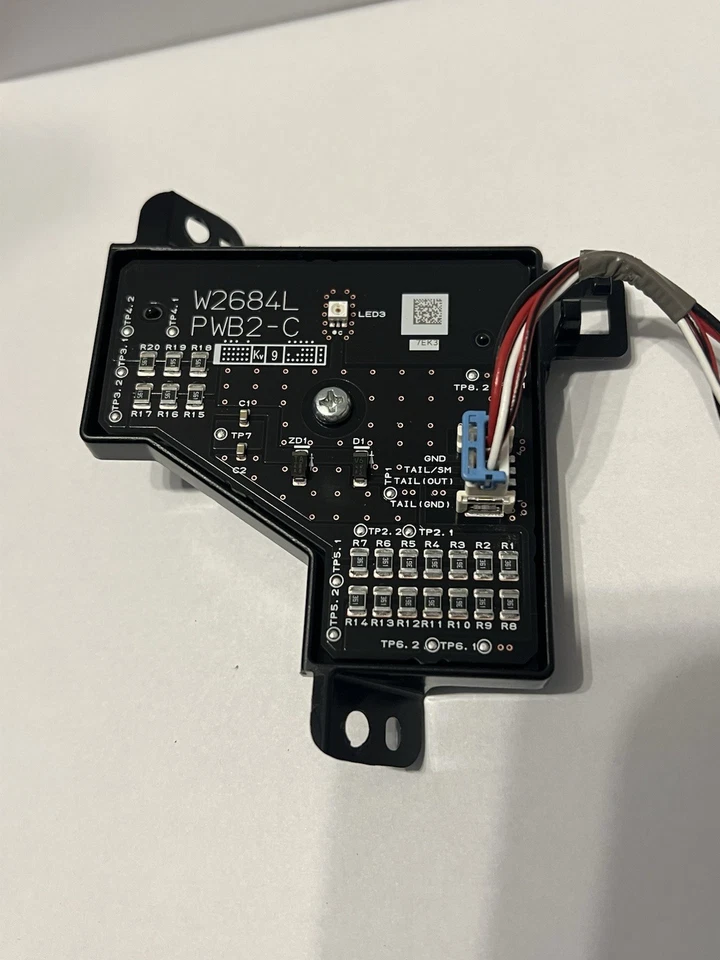 Placa de señal inversa de señal de luz trasera Odyssey 2025 Foto 3 de 4