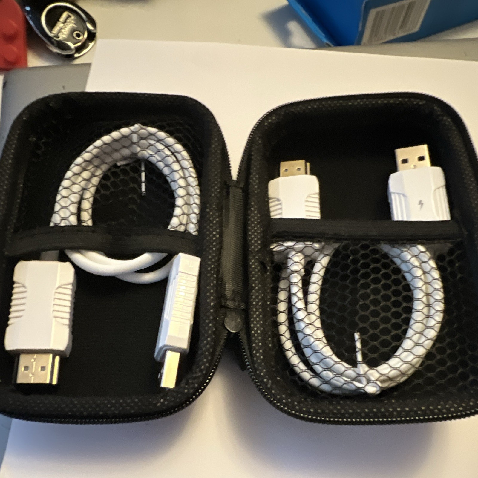 Wireless HDMI Mirror Transmitter & Receiver Set w/ Dongles, USB, Case, Manual