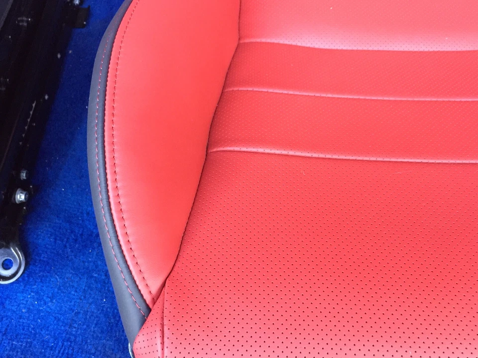 2008 2007 2006 Honda S2000 Show Car Restoration Seats Red Leather - Image 4 of 4