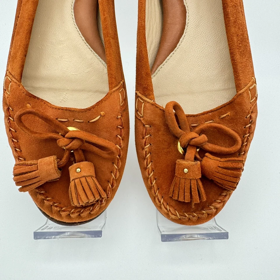 Mocasín de gamuza naranja Cole Haan con borlas Pom Pom Talla 7 usado Foto 3 de 4