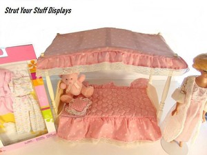 barbie canopy bed 1982
