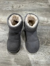 Bearpaw Boots Girls Size 9- Gray