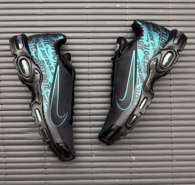 nike air max plus just do it black iridescent