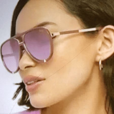 NEW Quay High Profile Sunglasses berry