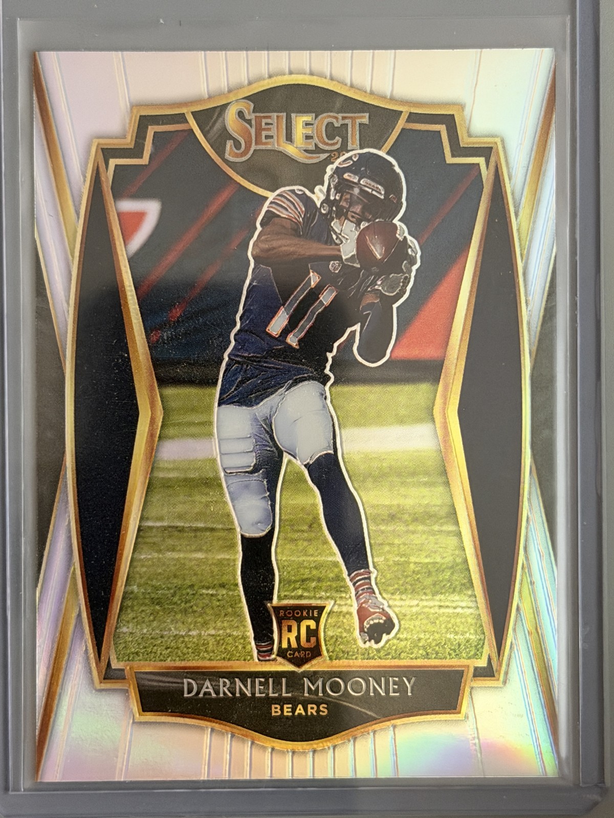 2020 Panini Select - Premier Level Darnell Mooney #200 Silver Prizm (RC)
