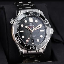 Omega Seamaster Diver 300M James Bond 007 COMPLETE 42mm Black Dial Black Ceramic 5