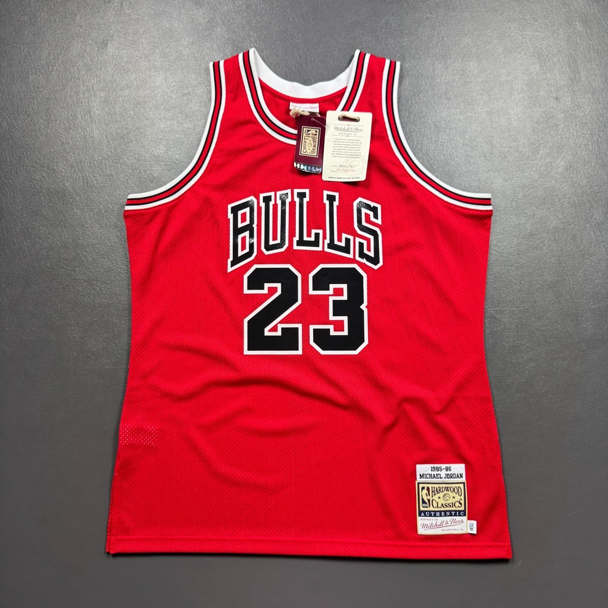 100% Authentic Michael Jordan Mitchell Ness 85 86 Bulls Jersey