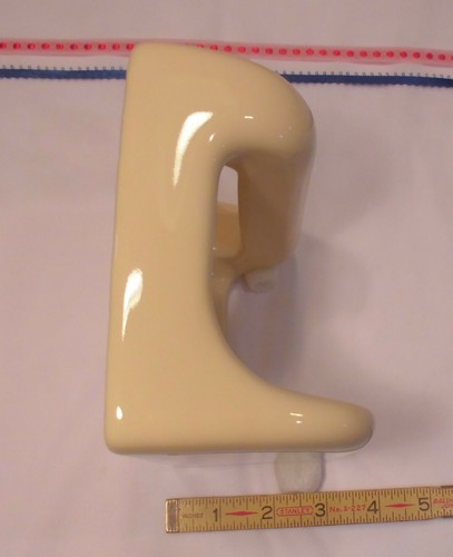 Light Creamy Yellow; Ceramic Soap Dish Tray with washcloth holder/Grab Bar NEW - Picture 12 of 12