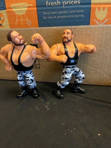  Rare WWE WWF wrestling action figure Hasbro the T...