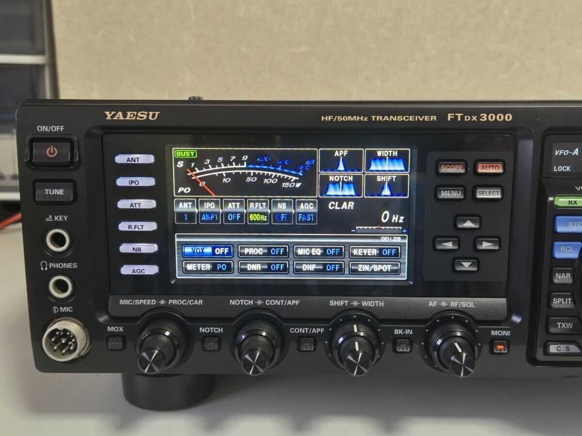 ヤエス HF/50MHz トランシーバーFTDX3000DM 41NKOYFglWL._UF350,350_QL50_.jpg
