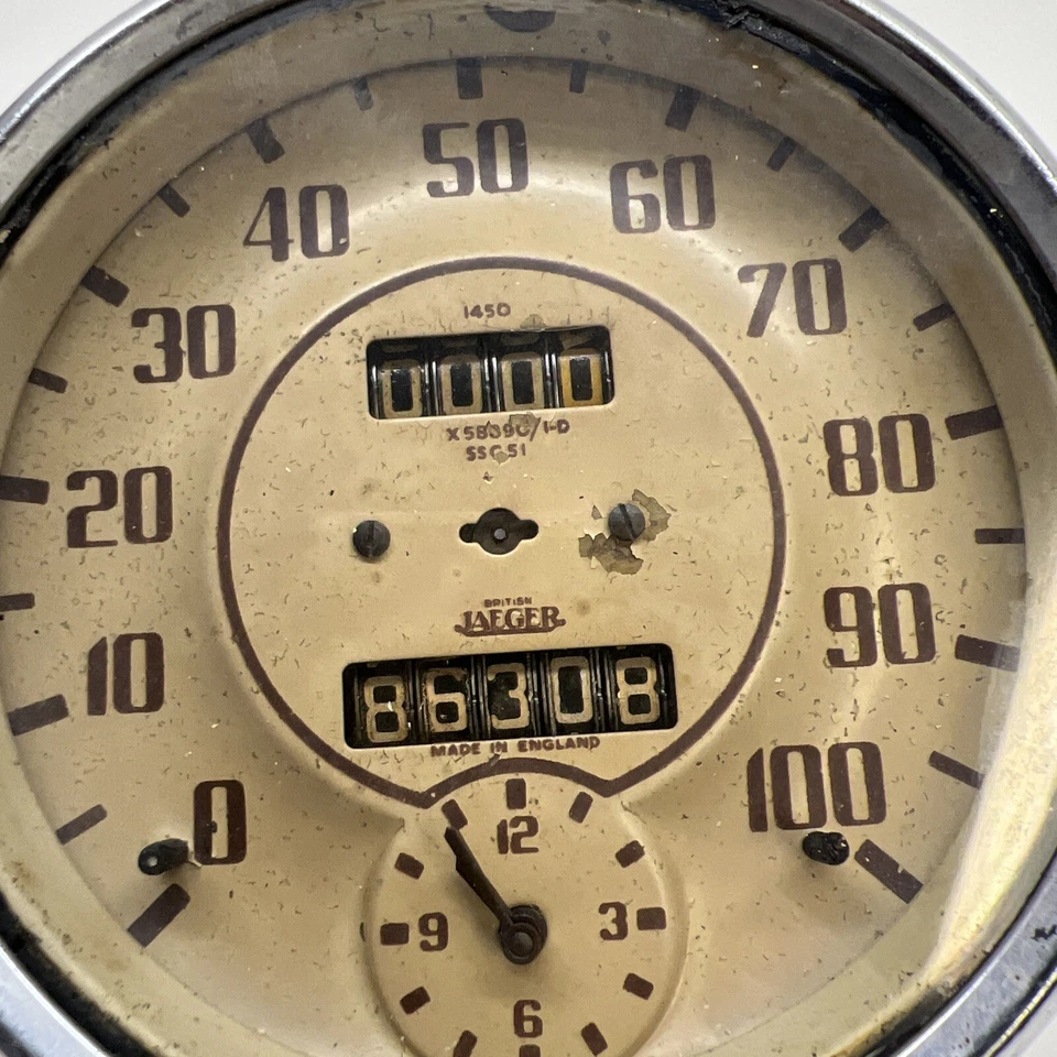 Velocímetro Jaeger vintage cara blanca, Triumph, AC, Bristol, Jaguar? Foto 2 de 4