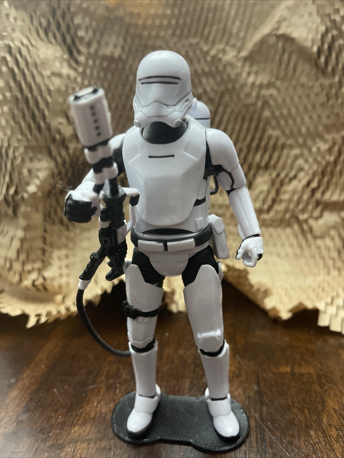 Hasbro Star Wars The Black Series 6 inch First Order Flametrooper Action Figure