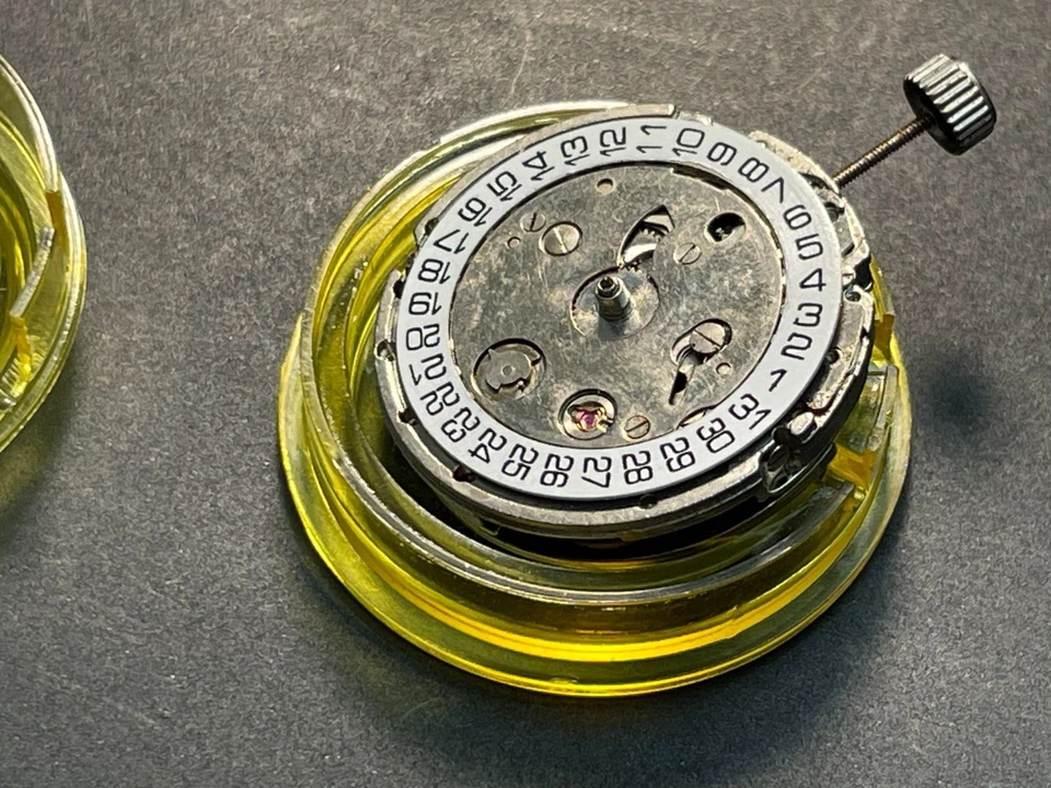 Oem Automatic Watch Movement Seagull ST1612 Same as DG2813 and Miyota 8215 - Image 2 of 4