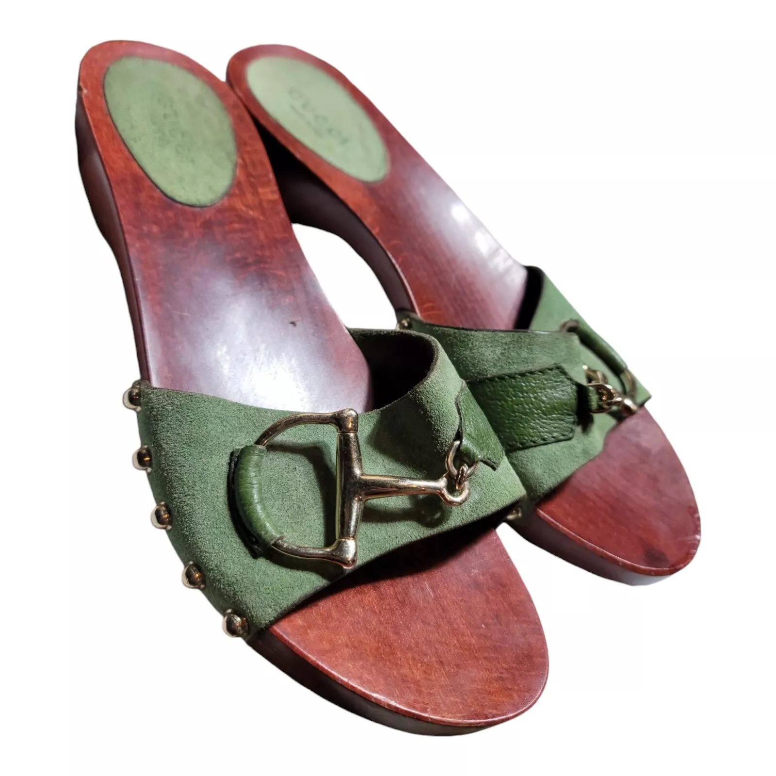 Sabot vintage Gucci en cuir vert Horsebit Tack bois coulissant bout ouvert mules équestres 