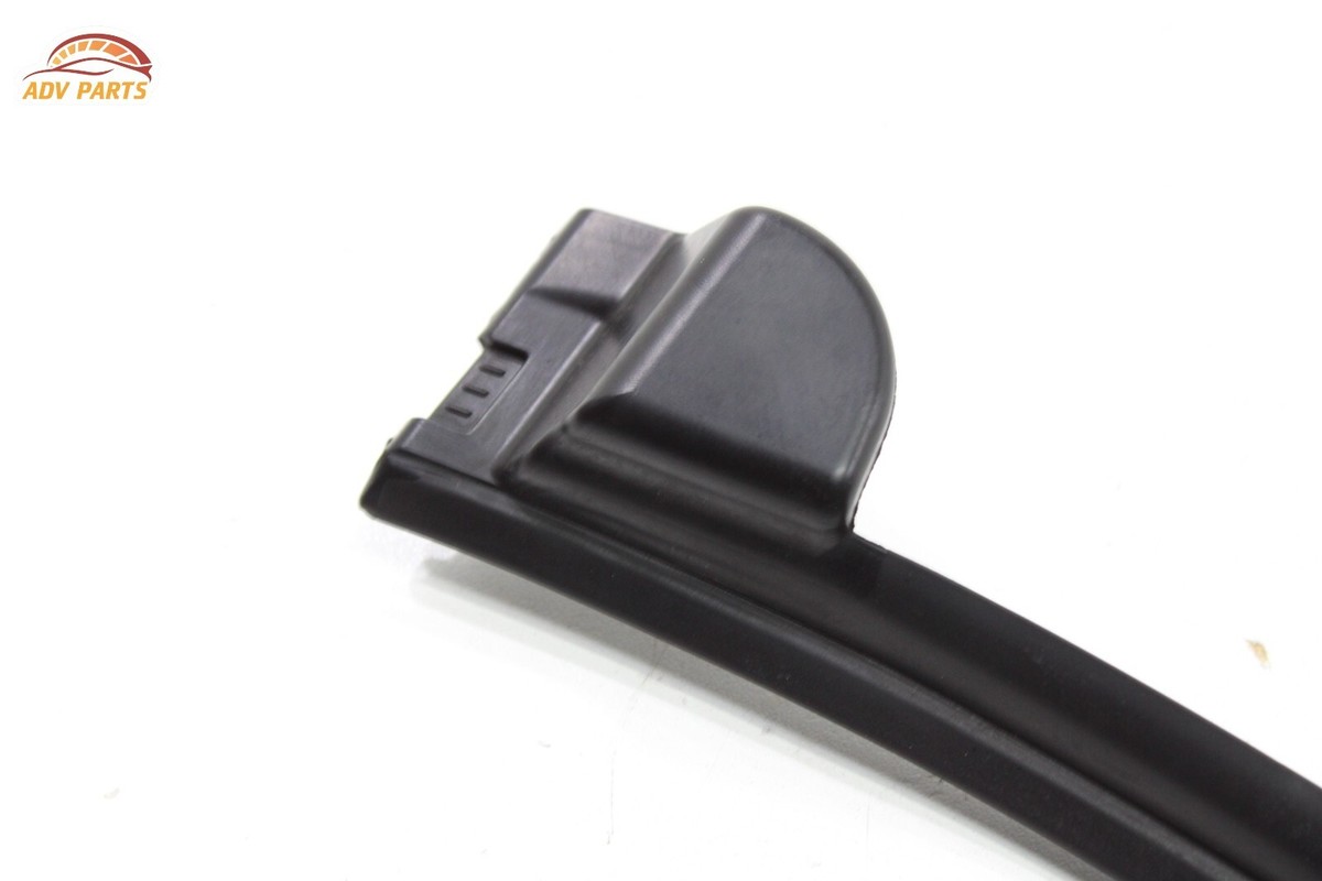 JAGUAR F-PACE FRONT RIGHT SIDE DOOR UPPER WEATHERSTRIP SEAL