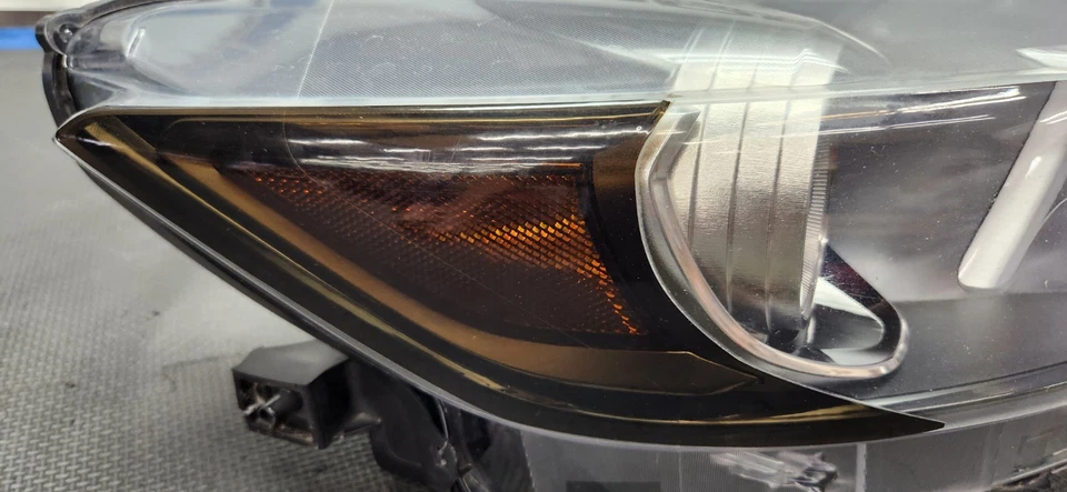 Faro pasajero derecho Ford Mustang GT 2015-2017 LED HID OEM Foto 4 de 4