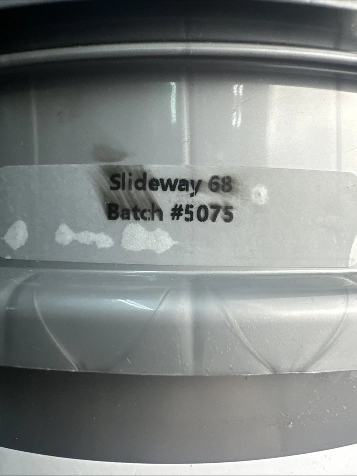 Lubricantes de ingeniería Gates - transparente lateral 68 - 5 galones Foto 3 de 4