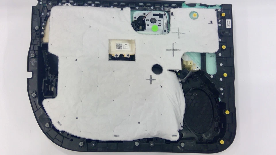 SE ADAPTA A CHEVROLET GMC SILVERADO 2500 HD SIERRA 3500 HD 2015 MOLDURA 23427585 - NUEVO Foto 3 de 3