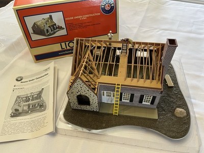 Lionel 6-37941 O House Under Construction New In Box ( Missing Package Of 3 Men)