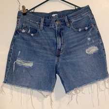  P68 Old Navy Women's Size 8 Blue Denim Boyfriend Mid Rise Shorts Distressed