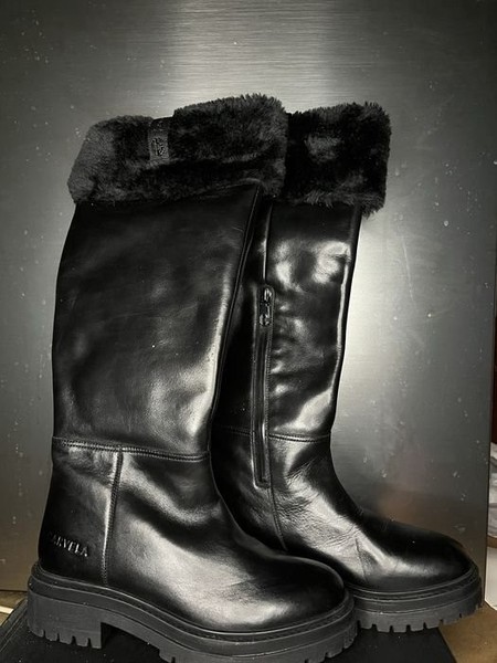 Women Carvela Boots Black 37 #LIT