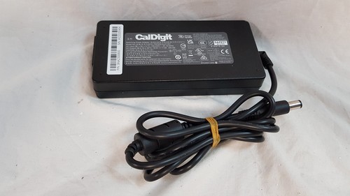 CalDigit ts4 Thunderbolt 4 USB-C Dock with PSU, Cable - Photo 8/22