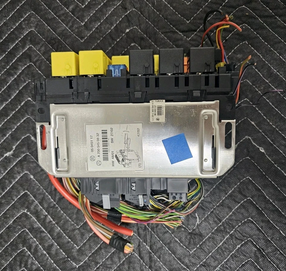 Módulo de control de caja de fusibles SAM genuino Mercedes-Benz SL500 SL55 AMG R230 2003-08 Foto 3 de 4