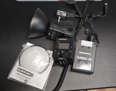 Quantum Qflash QF8C TRIO Basic Shoe-Mount Camera Flash for Canon Cameras