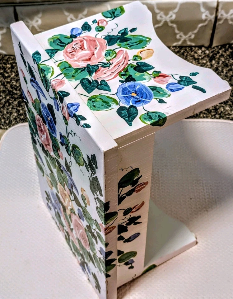 Rosas ~Pintadas à Mão ~ Sólidas ~Banquinho de Pé/Pé ~ 17 x 11 x 9"~ Assinado pelo Artista ~ - Imagem 3 de 4