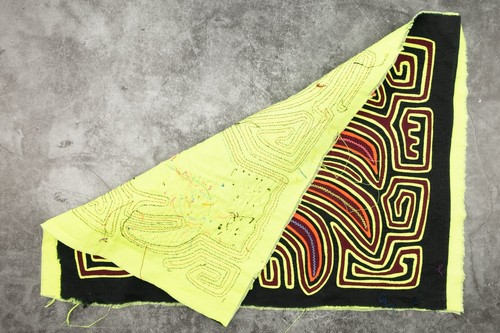 Regal Rooster Mola, Wall Decor, Panama Mola, Latin American Art, Handmade Quilt - Bild 6 von 10
