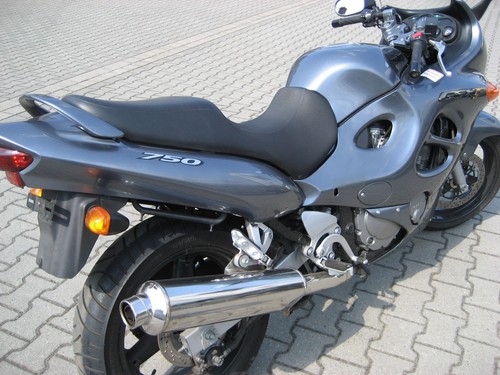 suzuki gsx 750 f - Bild 3 von 11