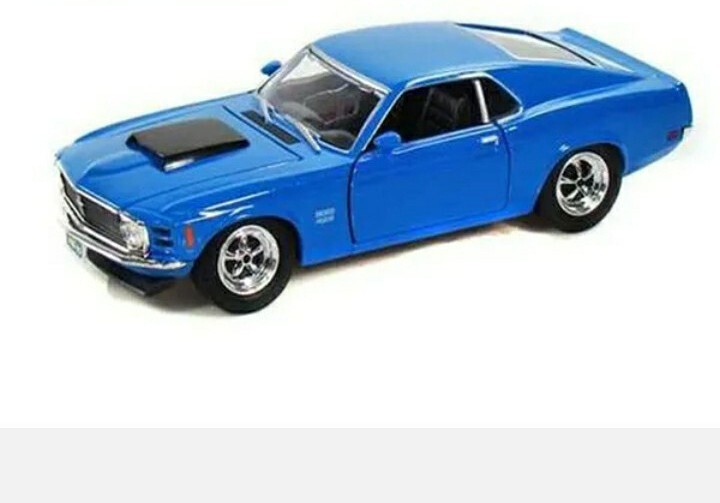 1970 Ford Mustang Boss 429 Blue1 24 Premium Diecast Motor Max MIB