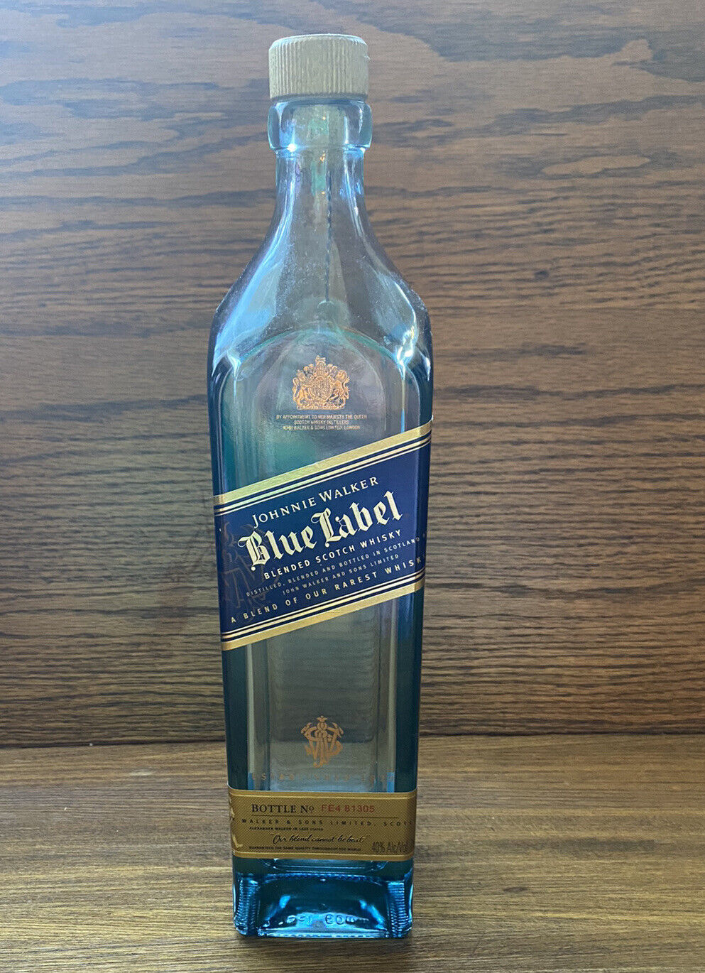 Johnnie Walker Blue Label Scotch Whisky EMPTY Bottle with Cork 750ml  Excellent!