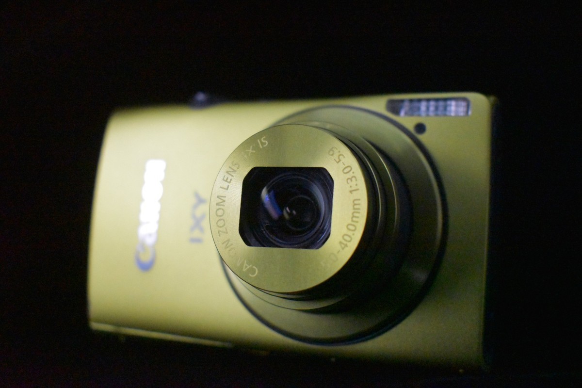 Canon IXY 600F Ａ-870 s-l400.jpg