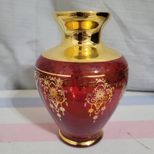 Vintage VECCHIA MURANO VR Art Glass Ruby Red Vase Gold Gilt Floral