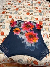 Floral Print Women's Top with Lace Accents
