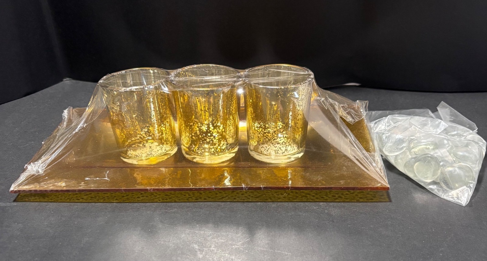 Set On Rectangular Tray Stones
