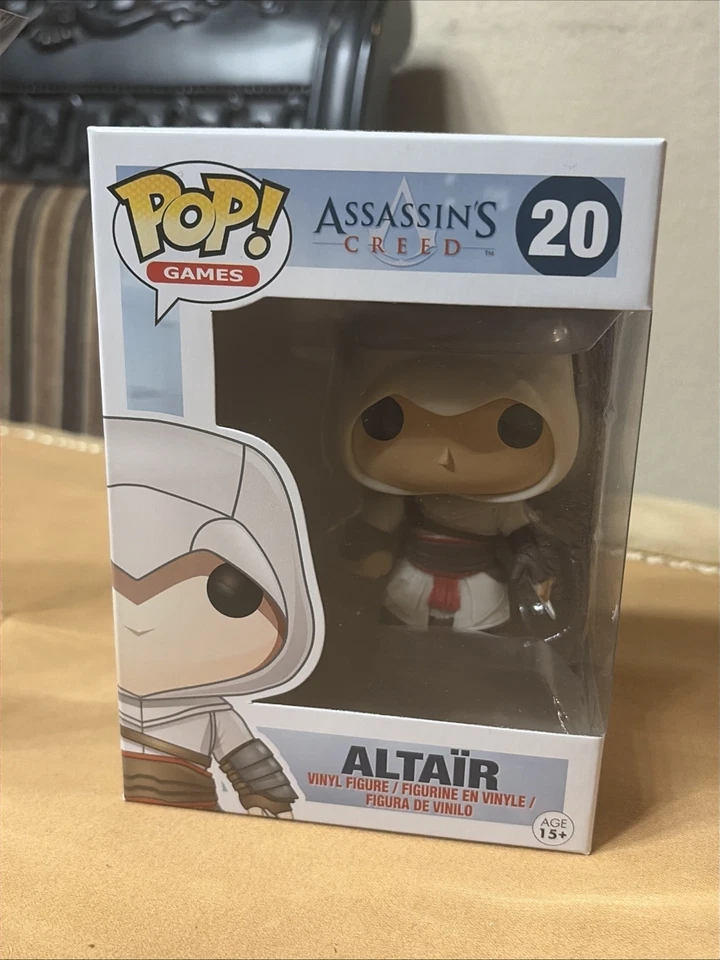 Funko Pop! Vinyl: Assassin's Creed - Altair Ibn-La'Ahad #20 w/ Protector - Image 2 of 4