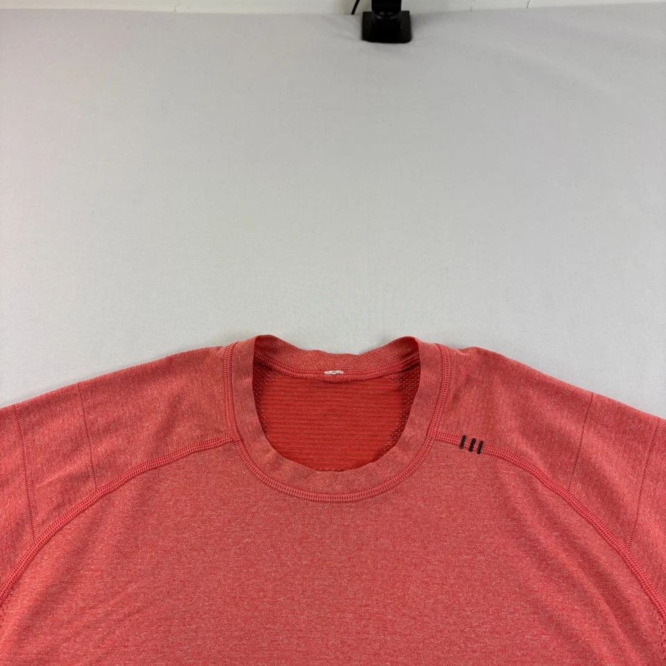 Lululemon 衬衫男式 M 橙色金属通风技术圆领性能弹力健身房 — 第 2/4 张图片