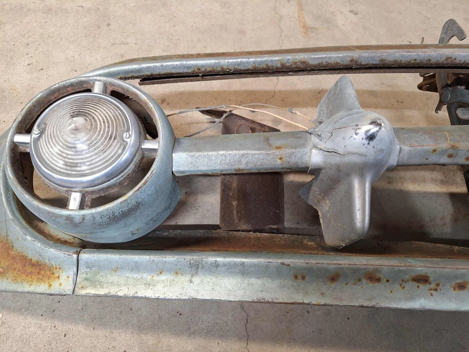 1953 雪佛兰 Bel Air 210 150 乘用车烧烤架 — 第 3/4 张图片