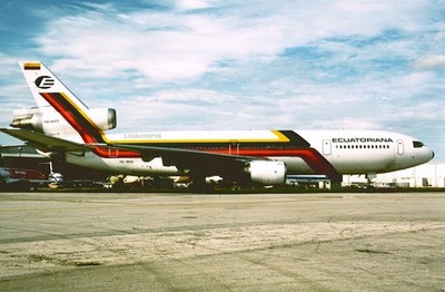 Original 35mm aircraft Slide Ecuatoriana Douglas DC-10-30 HC-BKO LN 57 plane