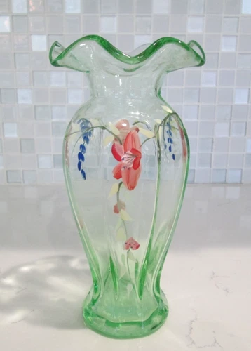 Fenton Style Green Glass Vase w/Ruffle Top - Hand Painted - 8" Tall