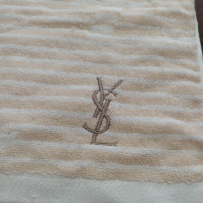 【関税＆送料込み】Saint Laurent Striped Towel In Cotton SAINT LAURENT TOWEL | Saint Laurent | YSL US