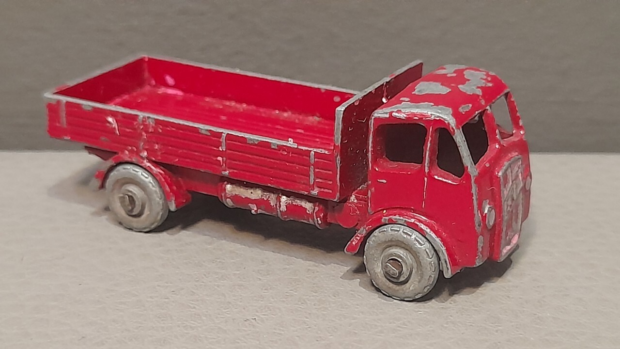 Matchbox 20a, E.R.F Stake Truck - Free Price Guide & Review